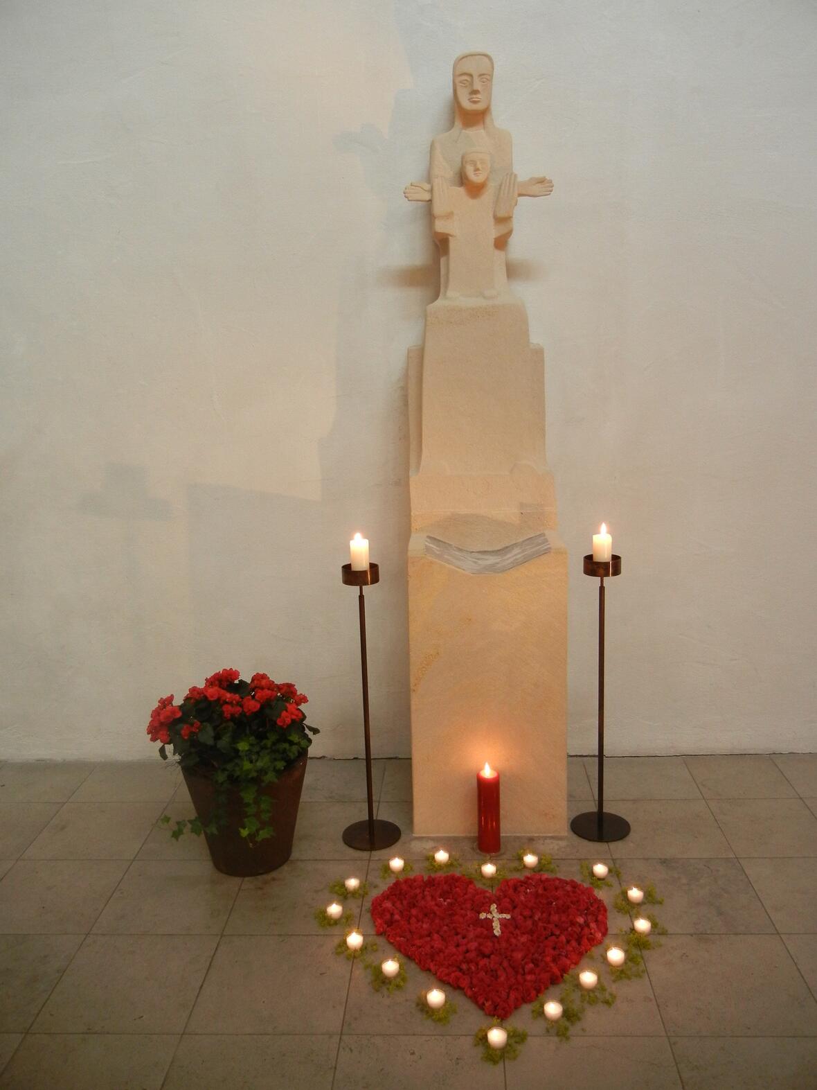 Maria Kirche Christus unser Leben