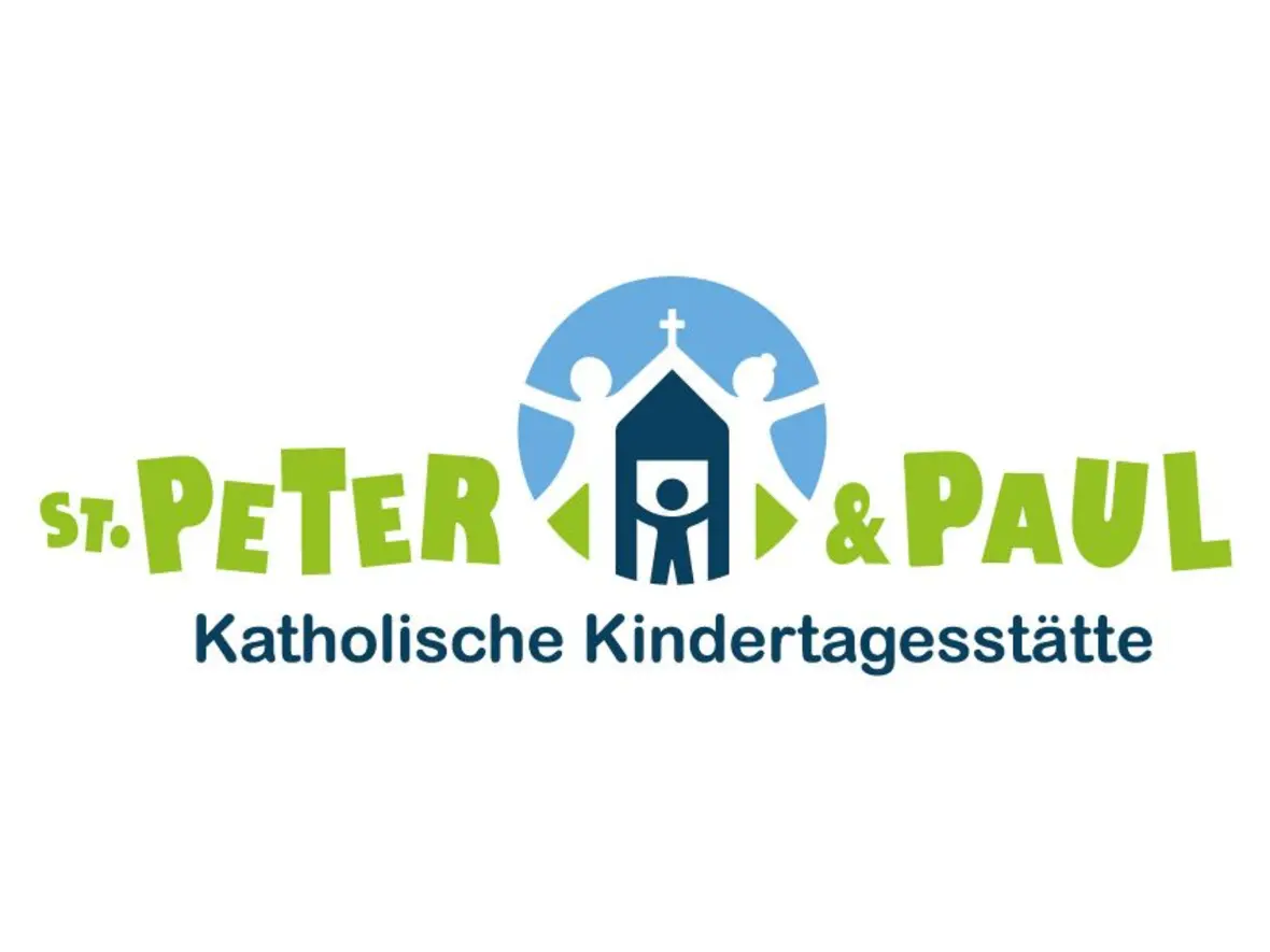Logo Kita St. Peter & Paul Schriftzug St. Peter & Paul Katholische Kindertagesstätte ergänzt durch Symbole (zwei Kinder, die sich abklatschen mit Kreuzsymbol, und ein Kind im Haus)